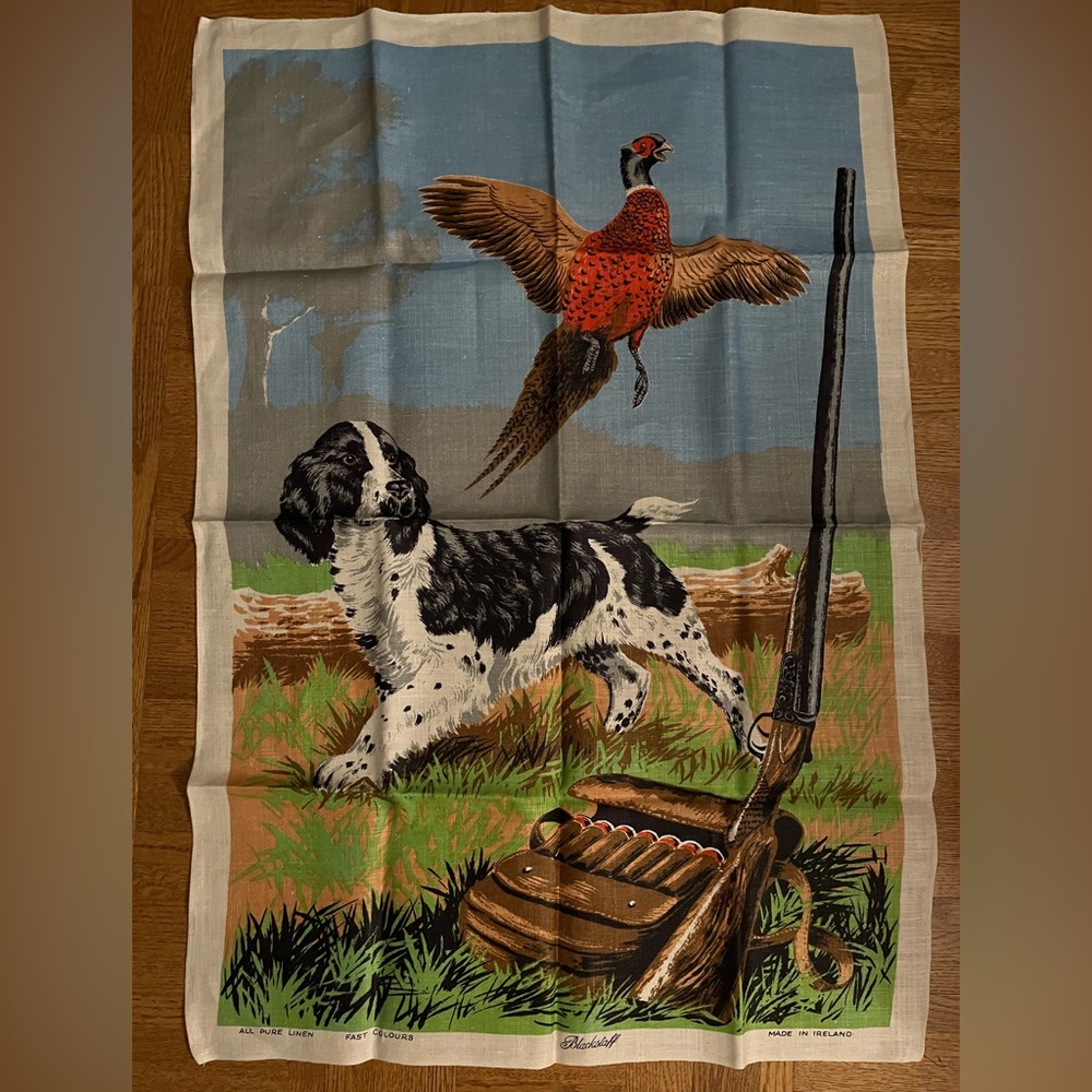 Vintage Irish Linen Tea Towel – Spaniel Hunting Dog, Pheasant & Rifle